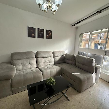 Habitacion Doble En La Victoria Малага Экстерьер фото
